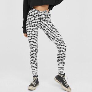 Aerie OFFLINE Real Me XTRA Crossover Ruffle Legging